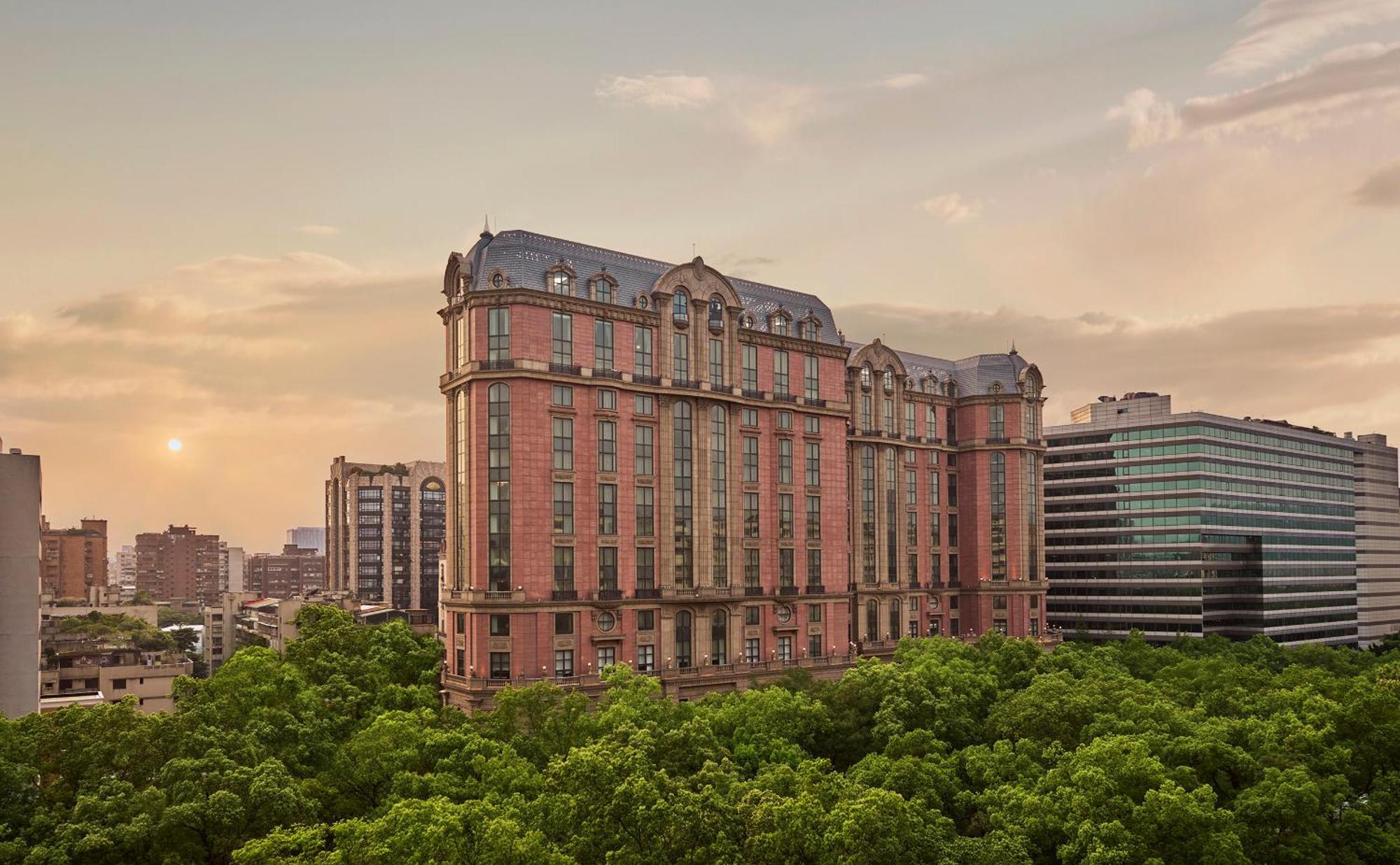 Hotel Mandarin Oriental Taipeh Exterior foto